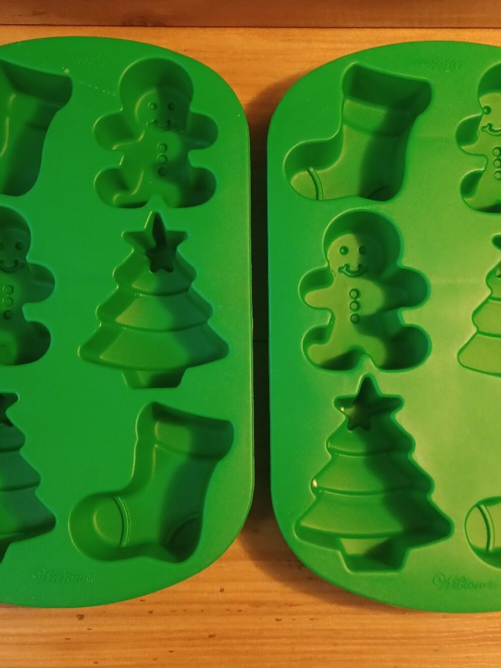 Wilton Silicone Baking Mold Christmas Tree,Ginger Breadman, Green Treat Set Of 2